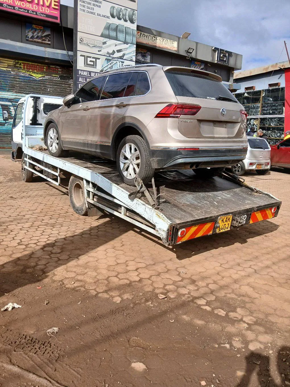 24/7 emergency towing and roadside rescue services in Nairobi - Jabez Rescue